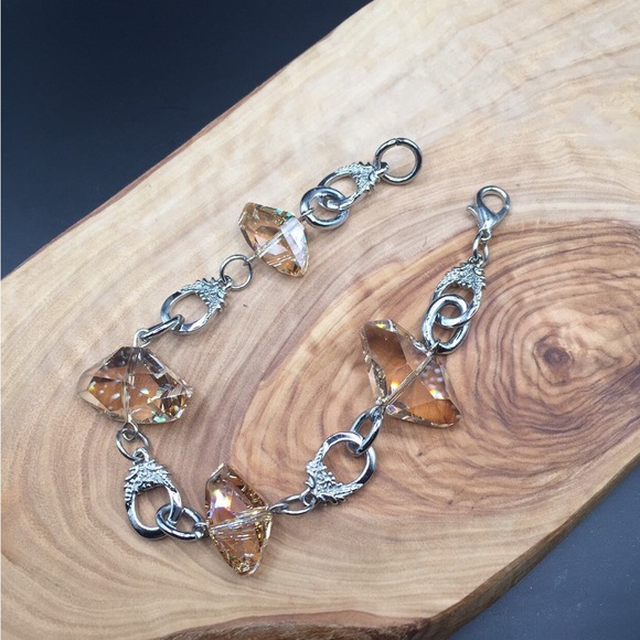 Bracelet with genuine Swarovski Crystals (NEW) - Picture 8 of 8